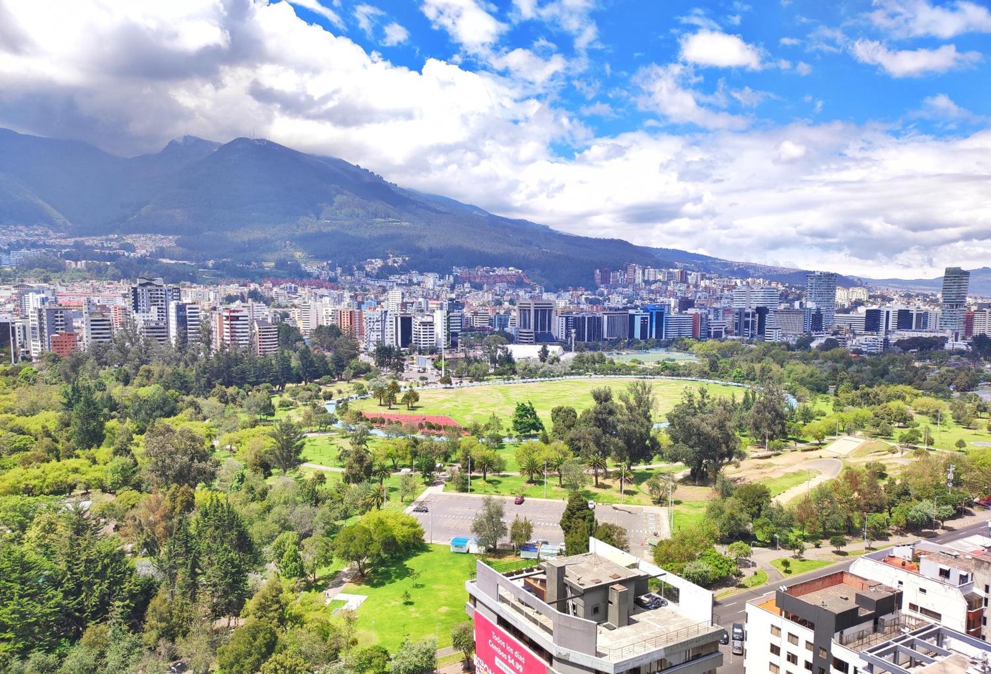 Republica Del Salvador Coliving Ecuador Xoe Apartment Quito Exterior foto