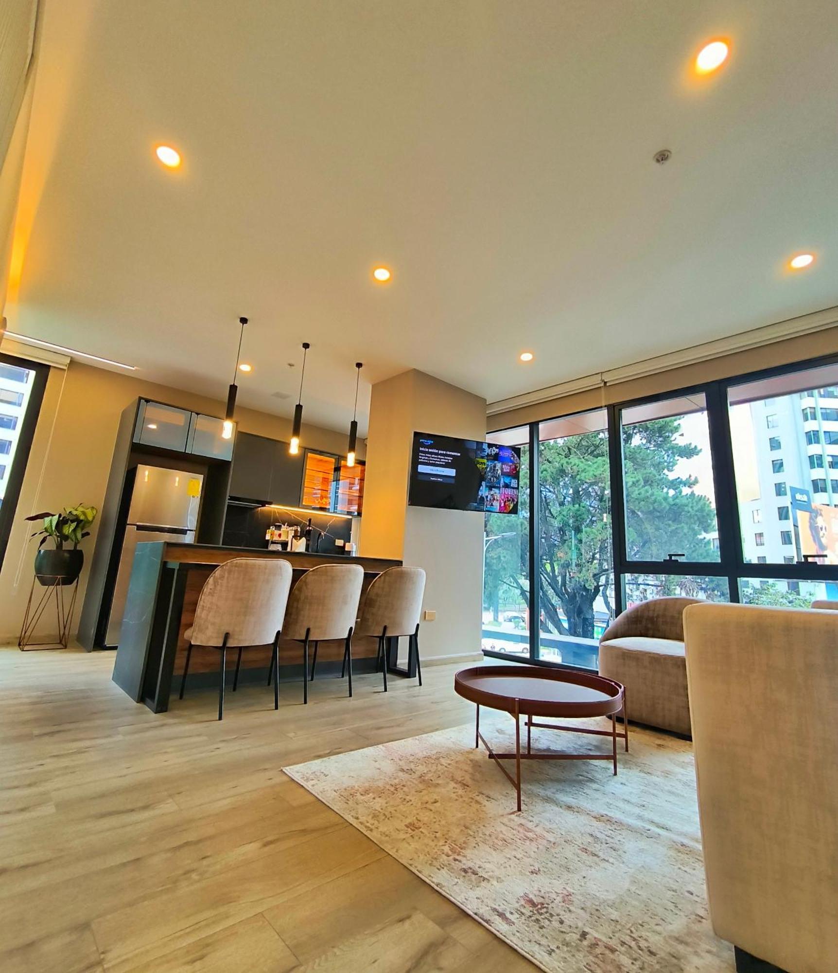Republica Del Salvador Coliving Ecuador Xoe Apartment Quito Exterior foto